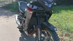 Honda Transalp XL750 (2025)  (9)