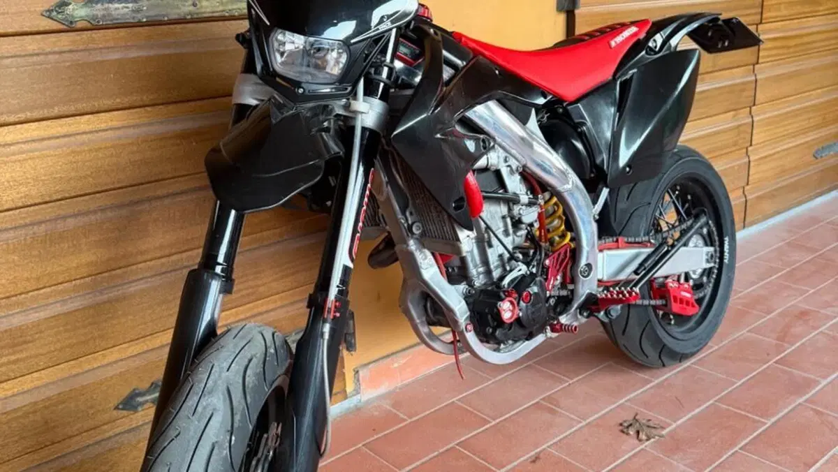 Honda CRF 450R (2008) 