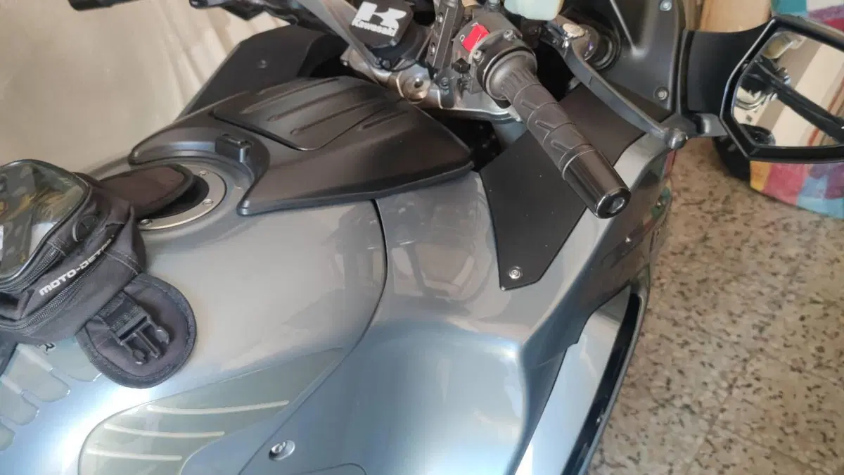Kawasaki GTR 1400 (2007 - 09)  (3)
