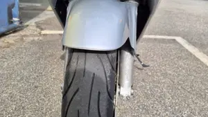 Honda VFR 800 (1998 - 01)  (6)