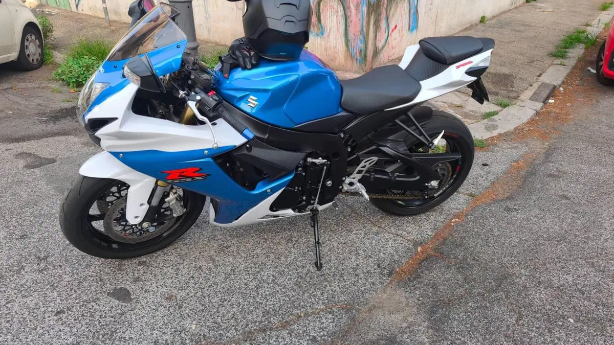 Suzuki GSX R 750 (2011 - 17)  (3)