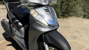 Honda SH 300 i (2011 - 14)  (3)