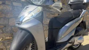 Honda SH 300 i (2011 - 14)  (4)