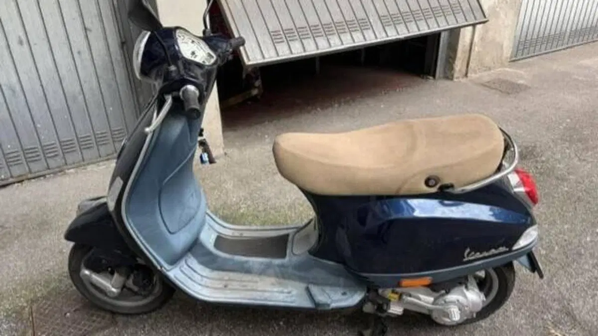 Vespa LX 50 4T (2009 - 14)  (4)