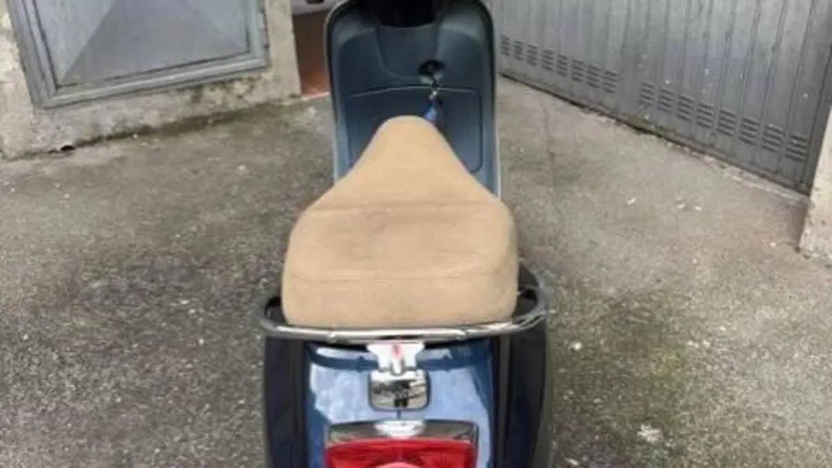 Vespa LX 50 4T (2009 - 14)  (5)