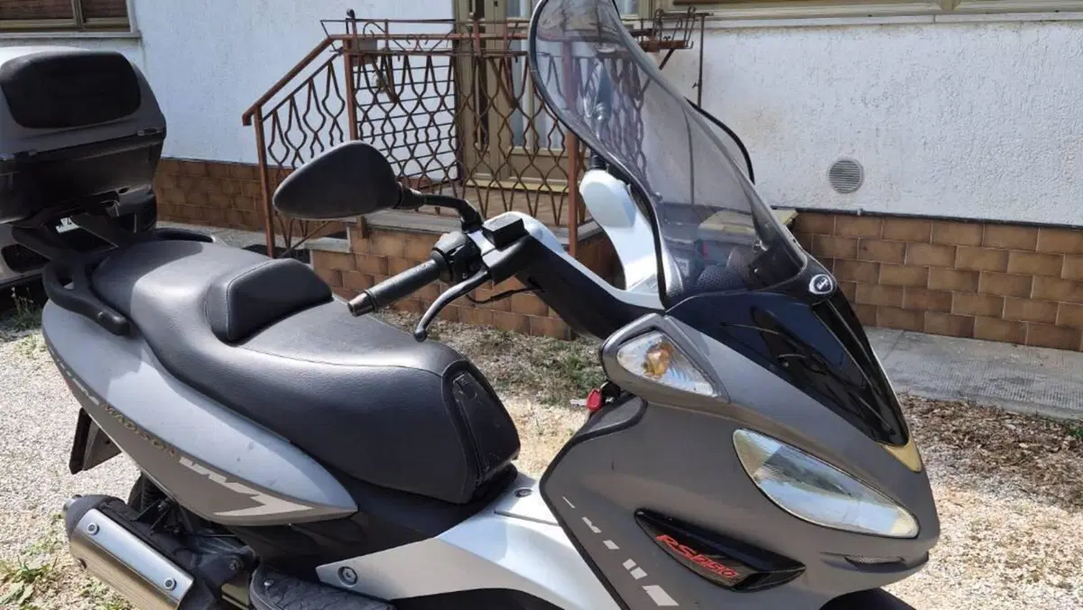 Malaguti Madison 250 RS (2005 - 06)  (2)