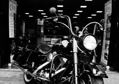 Harley-Davidson 1450 Road King (2002 - 04) - FLHRI - Annuncio 10104035