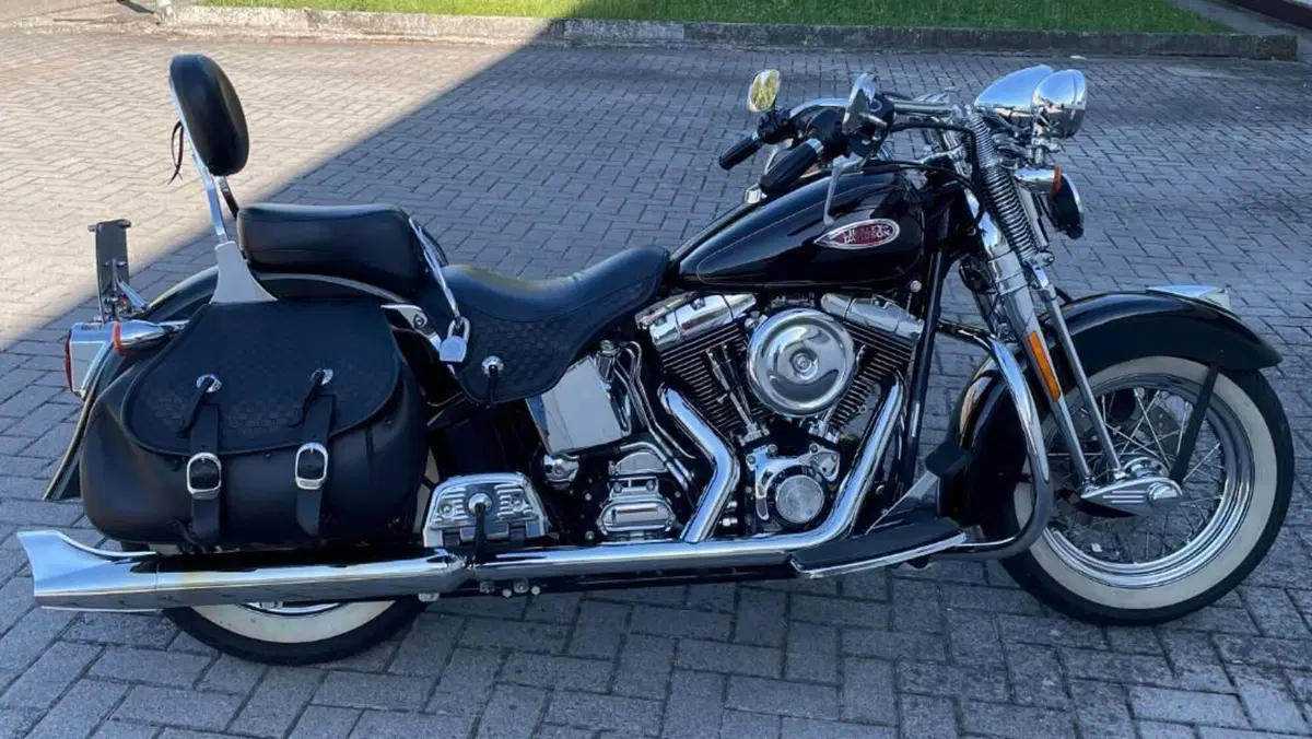 Harley-Davidson 1450 Heritage Springer (2000 - 03) - FLSTS 