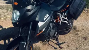 KTM 990 Supermoto T (2009 - 11) 