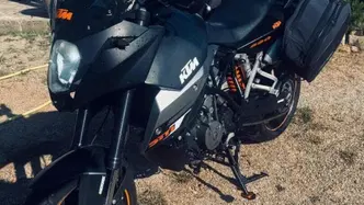 KTM 990 Supermoto T (2009 - 11) usata