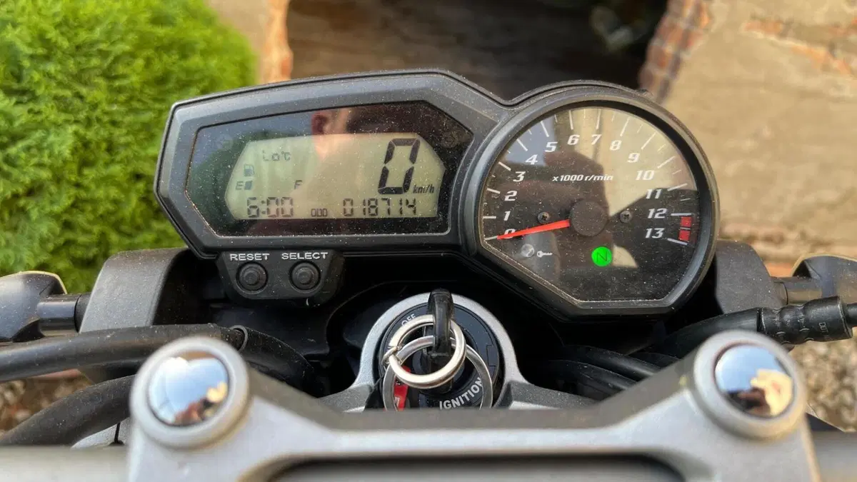 Yamaha FZ1 (2006 - 16)  (5)
