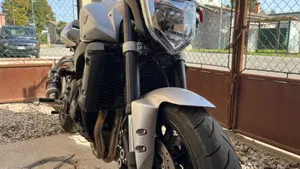 Yamaha FZ1 (2006 - 16)  (9)