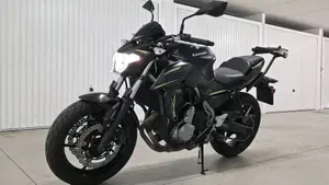 Kawasaki Z 650 (2017 - 19)  (2)