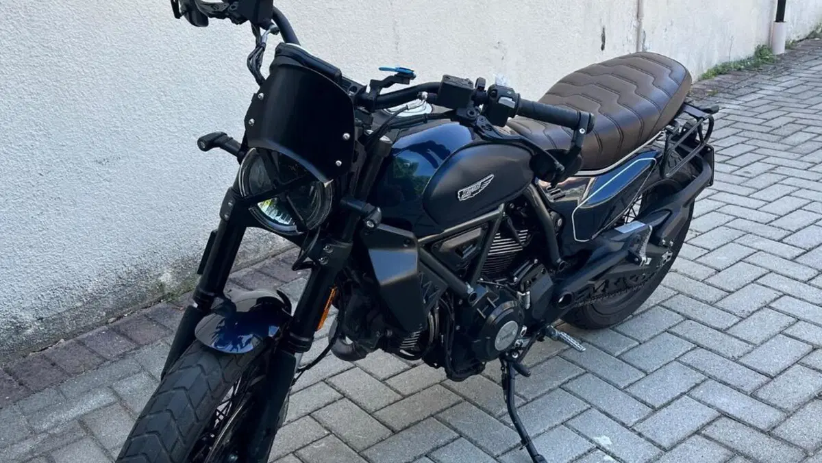 Ducati Scrambler 800 Nightshift (2025 - 26)  (2)