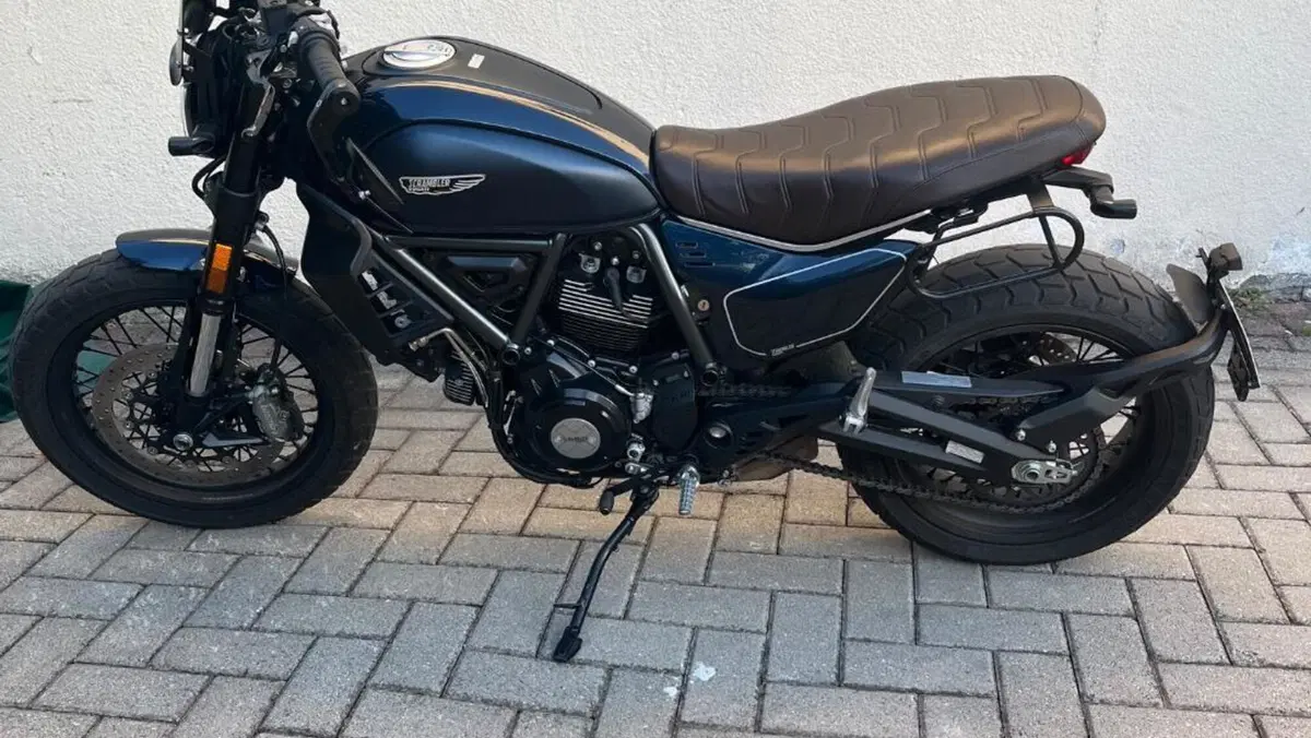 Ducati Scrambler 800 Nightshift (2025 - 26)  (5)