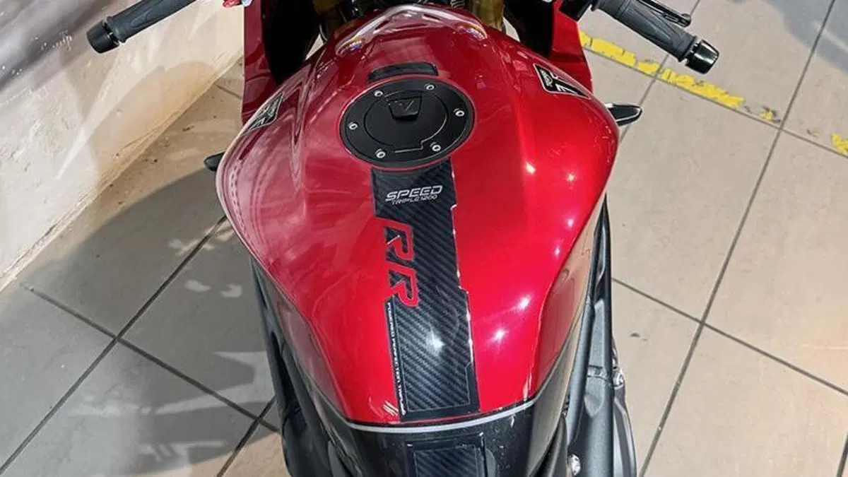 Triumph Speed Triple 1200 RR (2022 - 26)  (6)