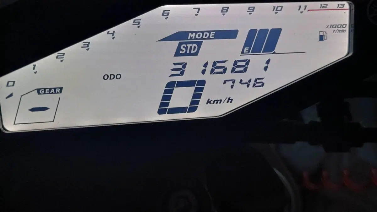 Yamaha MT-09 ABS (2013 - 15)  (5)