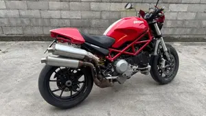 Ducati Monster S4R Testastretta  (2)