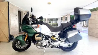 Moto Guzzi V100 Mandello S (2022 - 24) usata