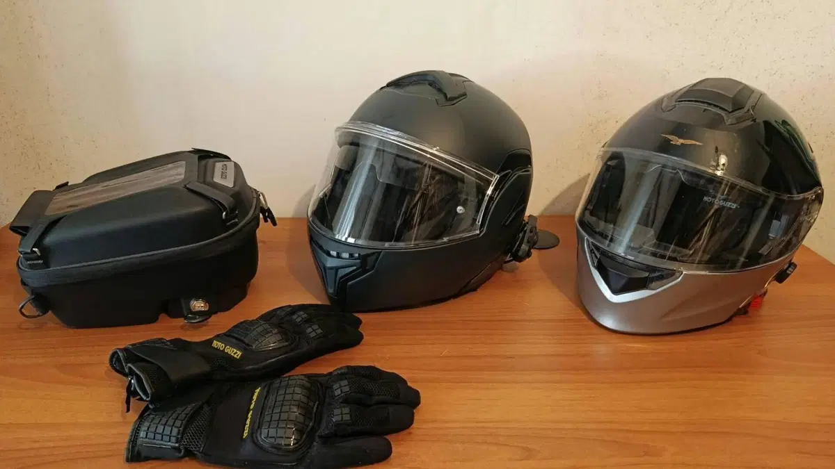 Moto Guzzi V100 Mandello S (2022 - 24)  (6)