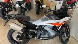 KTM 790 Adventure (2025 - 26)  (3)