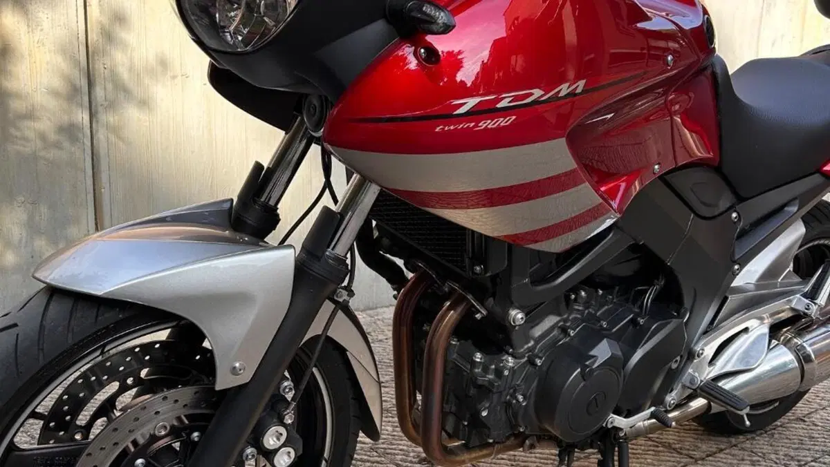 Yamaha TDM 900 (2002 - 14)  (2)