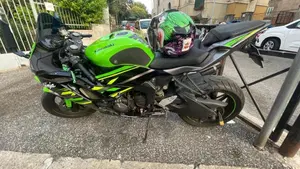 Kawasaki Ninja 636 ZX-6R (2019 - 20)  (4)