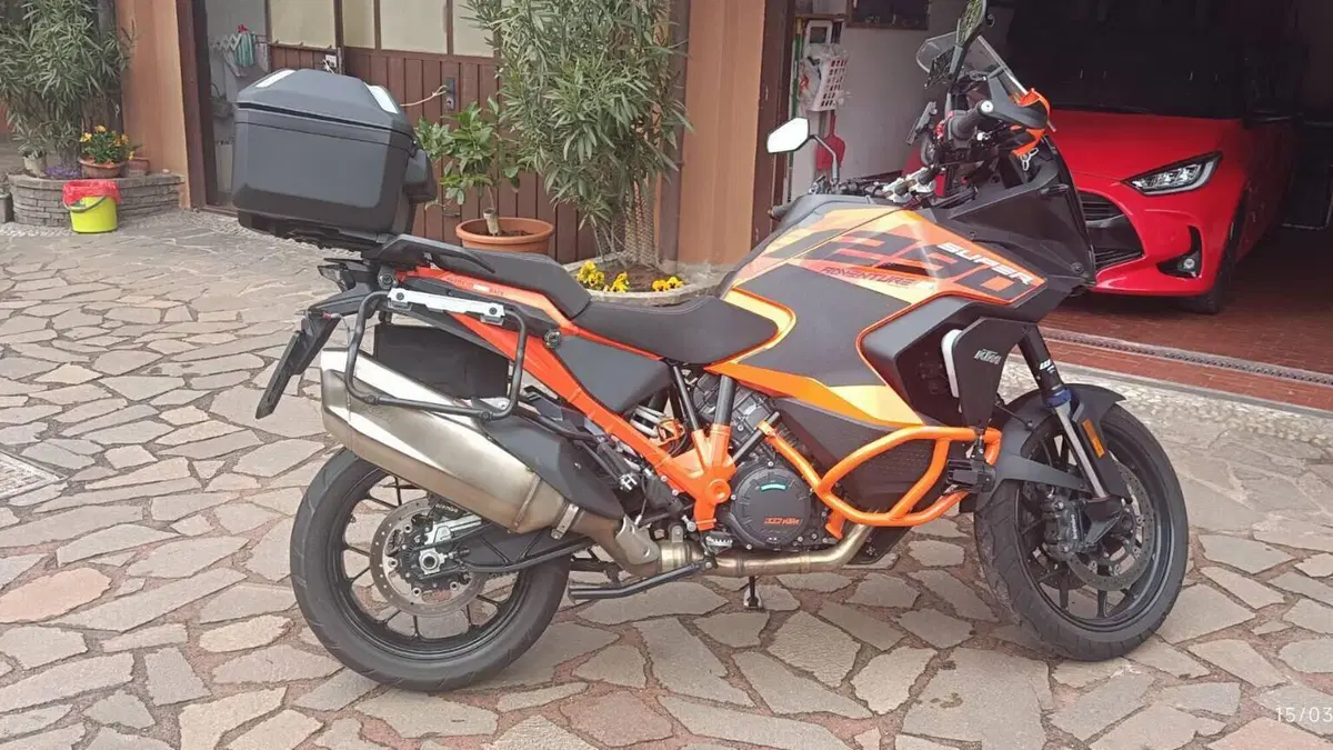 KTM 1290 Super Adventure S (2021 - 25)  (2)