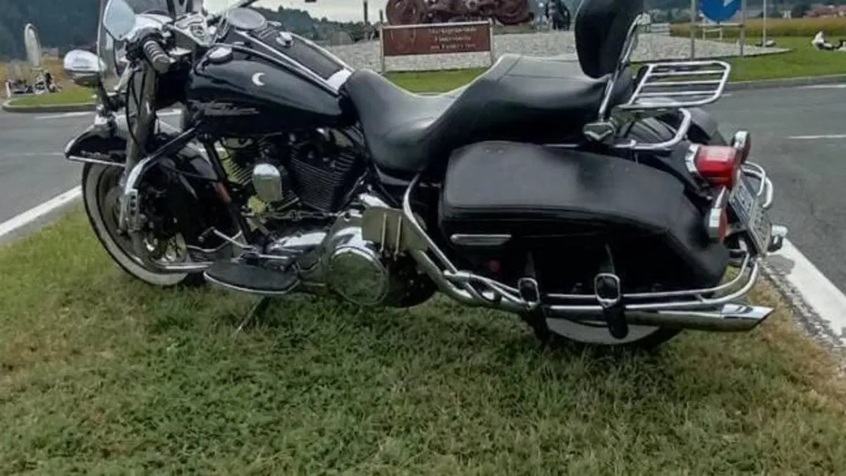 Harley-Davidson 103 Road King Classic (2011 - 13) - FLHRC  (3)