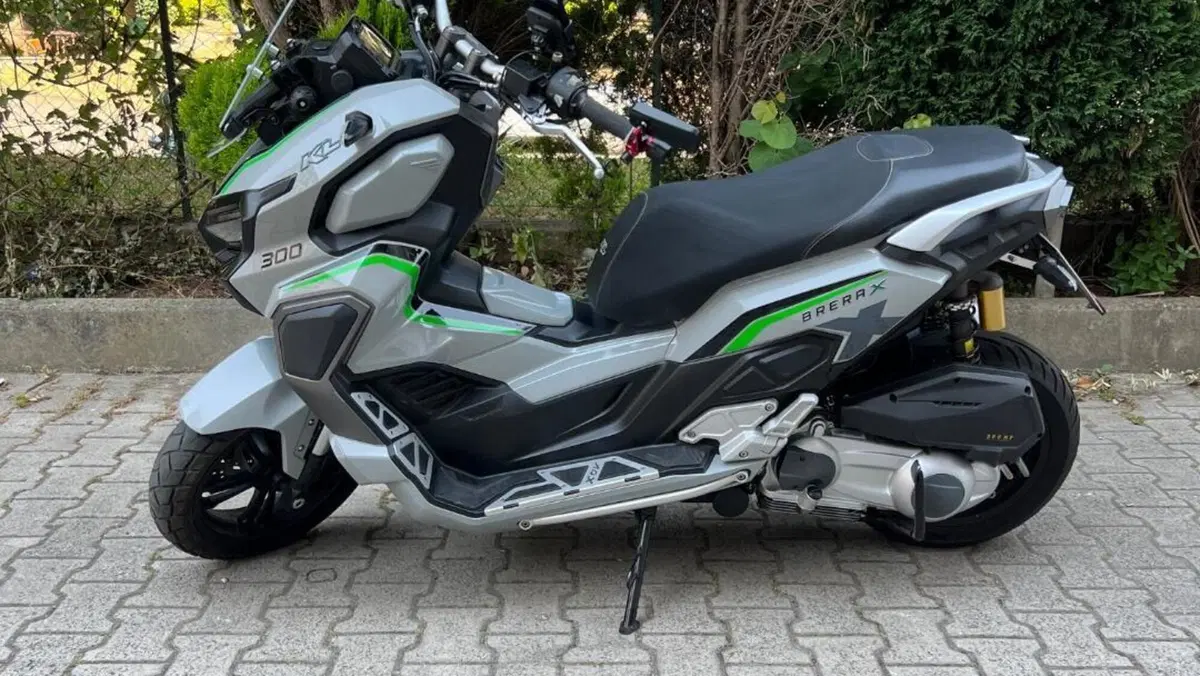 Kl Brera 300 (2022 - 25)  (2)