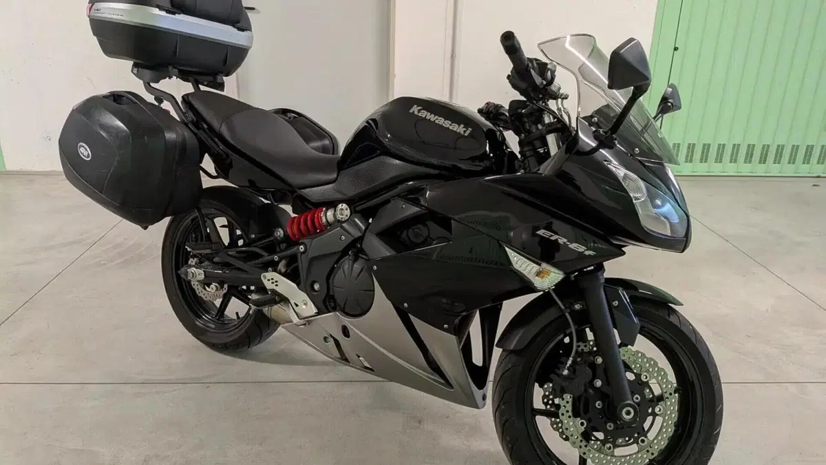 Kawasaki ER-6F (2009 - 11) 