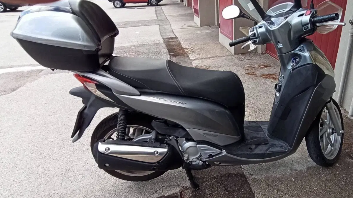 Honda SH 300 i Sporty/Special (2013 - 14) 