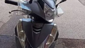 Honda SH 300 i Sporty/Special (2013 - 14)  (5)