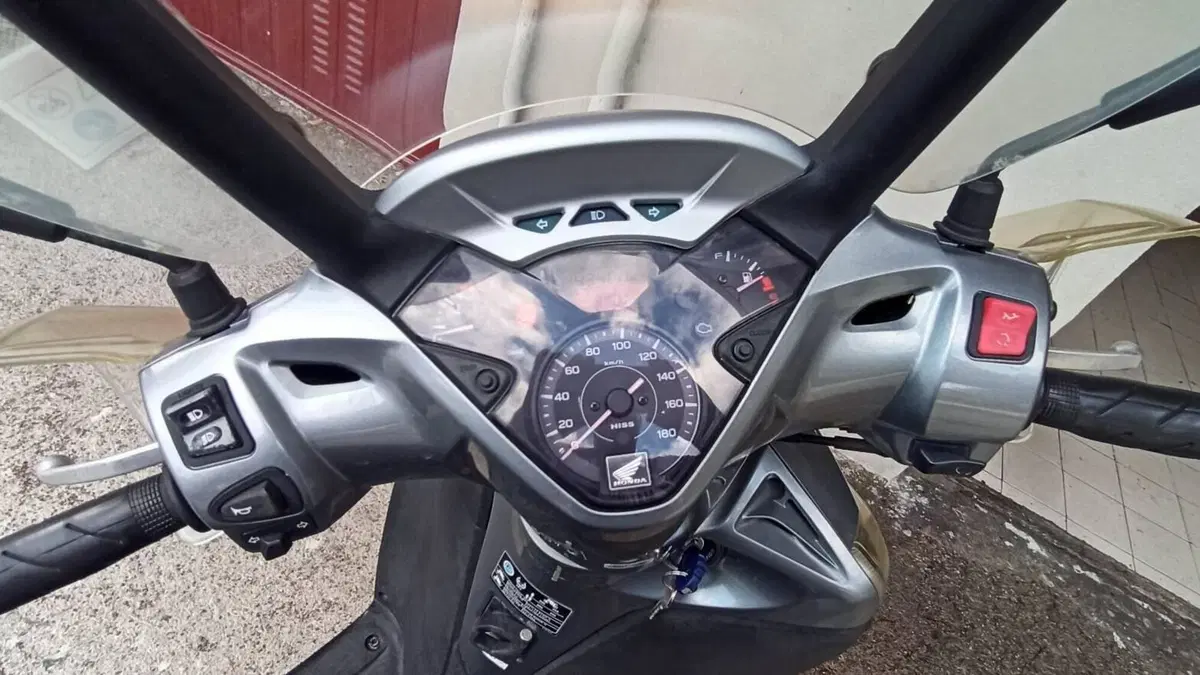 Honda SH 300 i Sporty/Special (2013 - 14)  (7)