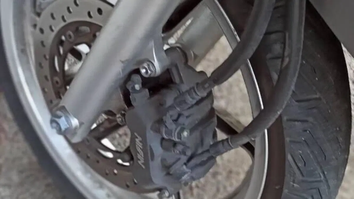 Honda SH 300 i Sporty/Special (2013 - 14)  (14)