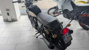 Royal Enfield Interceptor 650 (2021 - 26)  (4)