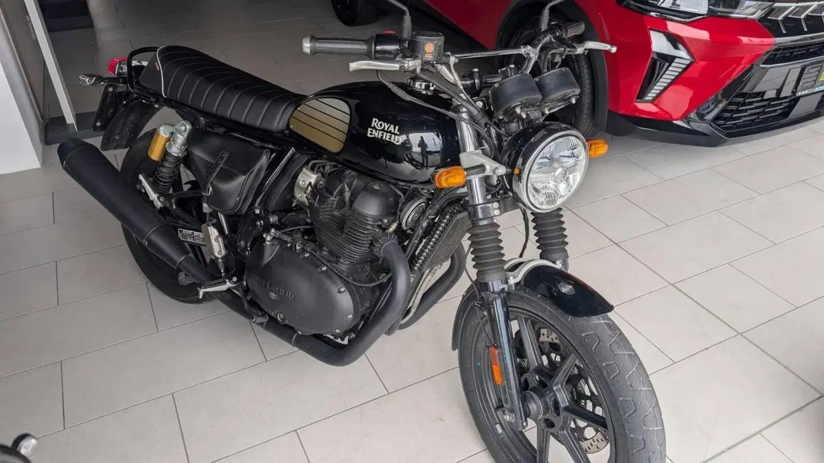 Royal Enfield Interceptor 650 (2021 - 26)  (3)