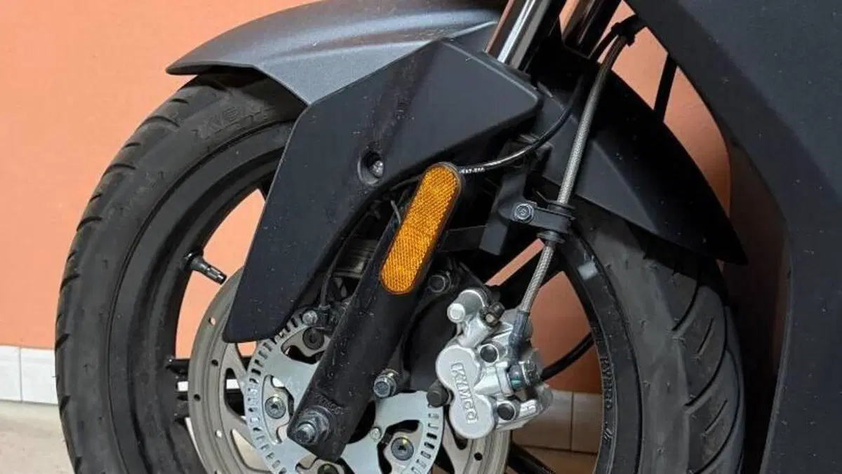 Kymco Agility 200i R16 + (2021 - 25)  (7)