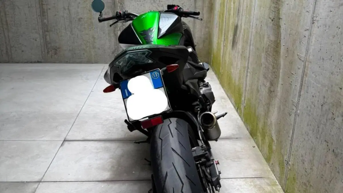 Kawasaki Z 800 (2012 - 13)  (5)