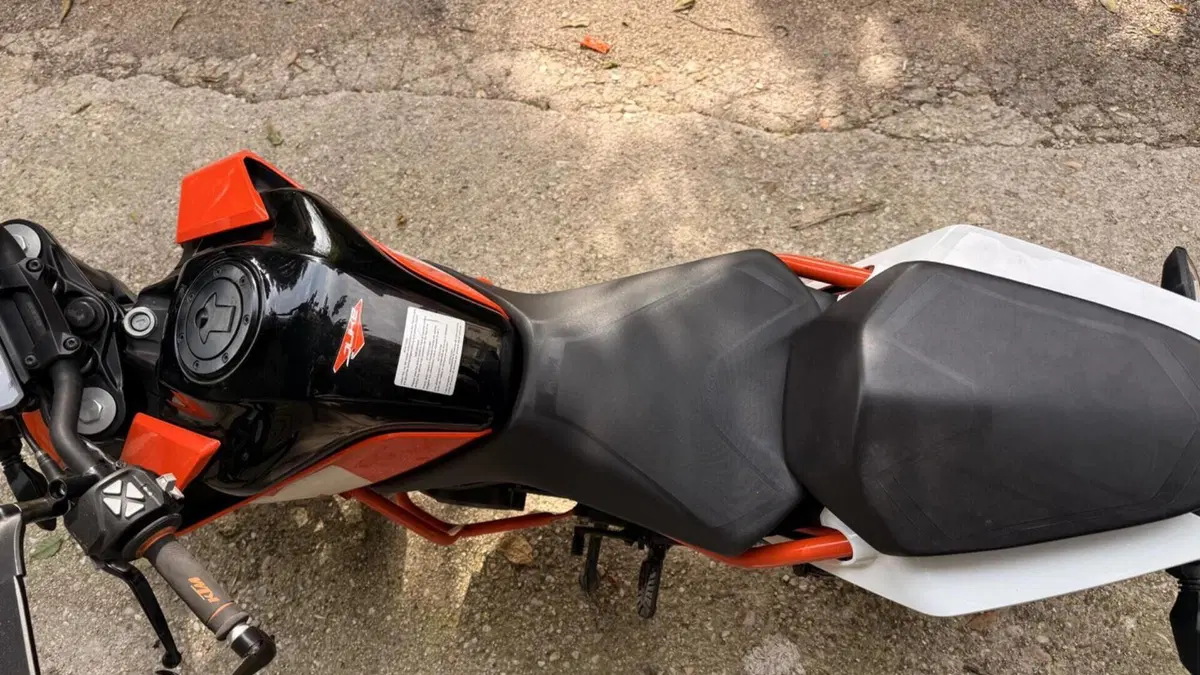 KTM 125 Duke (2021 - 23)  (10)