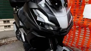Honda ADV 350 Special Edition (2025 - 26)  (2)