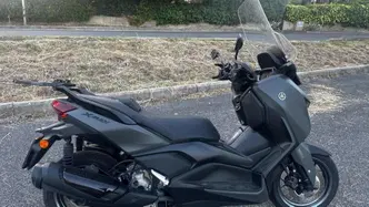 Yamaha X-Max 300 (2025 - 26) usata