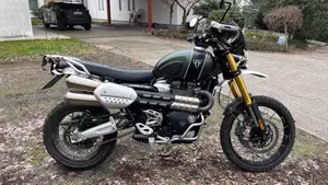 Triumph Scrambler 1200 XE (2021 - 23)  (12)