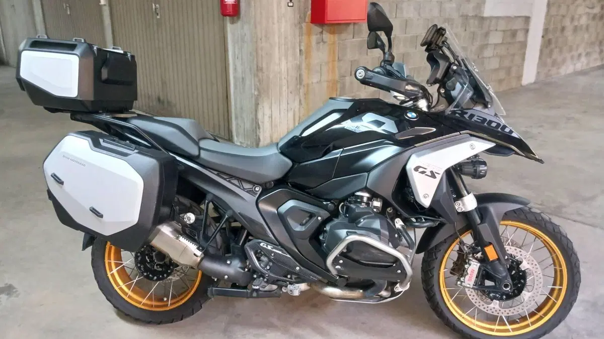 Bmw R 1300 GS Triple Black (2023 - 26) 