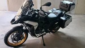 Bmw R 1300 GS Triple Black (2023 - 26)  (2)