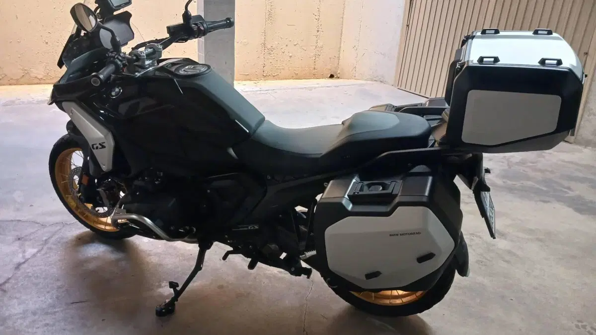 Bmw R 1300 GS Triple Black (2023 - 26)  (6)