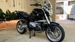 Bmw R 1200 R (2006 - 11)  (2)