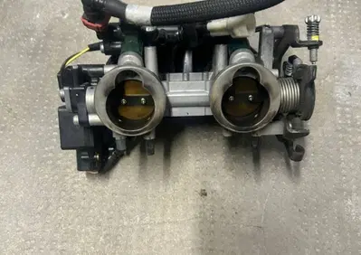 Corpo farfallato Kawasaki ER6N 2006/2009 - Annuncio 10104418