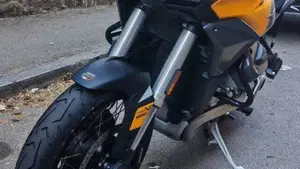 Moto Guzzi Stelvio (2024 - 26)  (4)