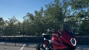 MV Agusta Turismo Veloce 800 R (2023 - 26)  (4)